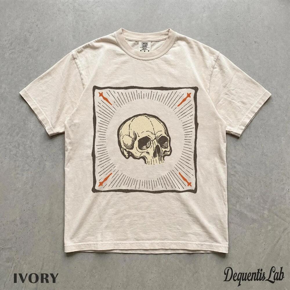 Skull Dagger Frame  90S Style Tshirt, Retro Gothic Skull Shirt, Dark